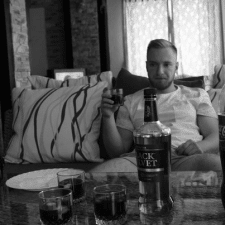 Freelancer Dmytrii S. — Ukraina, Lwów. Specjalizacja — Loga, Projektowanie wizytówek