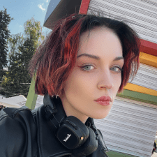 Фрилансер Софія Т. — Украина, Киев. Специализация — Дизайн визиток, Дизайн выставочных стендов