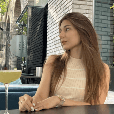 Freelancer Sofiia S. — Ukraine, Dnepr. Core skill — Web Programming, Desktop Apps