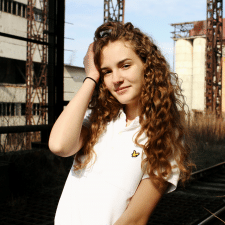 Freelancer Sofiia K. — Ukraina, Lwów. Specjalizacja — Projektowanie dla poligrafii, Obróbka zdjęć