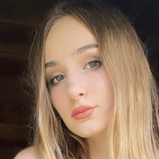 Фрилансер Софія П. — Украина, Киев. Специализация — Копирайтинг, Перевод текстов