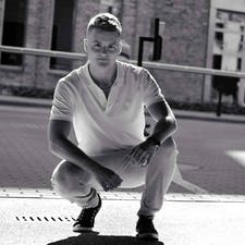 Freelancer Sergej D. — Polska, Warszawa. Specjalizacja — Praca z klientami, Badania marketingowe