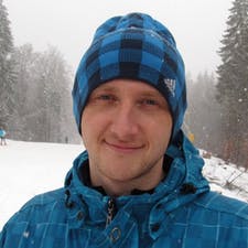 Стас Уваров