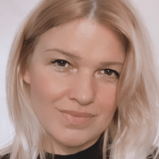 Freelancer Svitlana P. — Ukraine. Core skill — Copywriting, Articles & Blog Posts