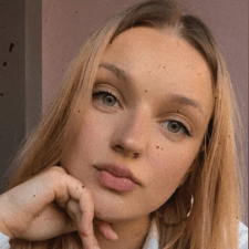 Freelancer Khrystyna S. — Ukraine, Lvov. Specialization — HTML & CSS, Desktop Apps
