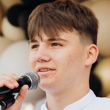 Freelancer Stanislav U. — Ukraine, Chernovtsy. Core skill — Business Card Design, Presentations