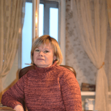Фрилансер Елена В. — Украина, Киев. Специализация — Копирайтинг, Логотипы