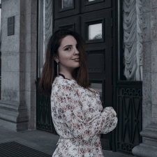 Freelancer Yana B. — Ukraine, Zaporizhzhia. Core skill — Presentations, Speaker & Voice Services