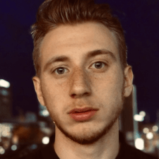 Freelancer Denis V. — Ukraina, Kijów. Specjalizacja — Tworzenie chatbota, Promocja w sieciach społecznościowych (SMM)