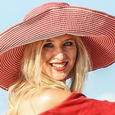 Елена Минина