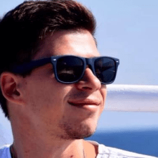 Freelancer Vladislav B. — Ukraine, Kyiv. Core skill — HTML & CSS, Online Stores & E-commerce