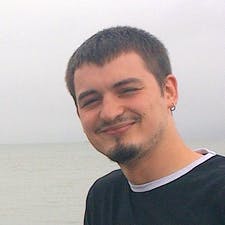Артем Комаров