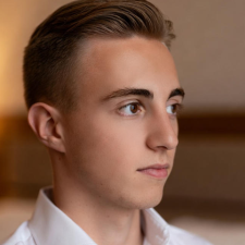 Freelancer Artyom S. — Ukraine, Volnovaha. Core skill — Desktop Apps, App Development for Android