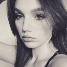 Freelancer Mariia K. — Ukraina, Kropywnycki. Specjalizacja — Projektowanie wizytówek