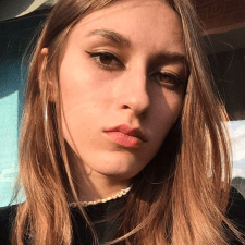 Freelancer Yuliya Z. — Ukraine, Kyiv. Core skill — Interface Design (UI/UX)