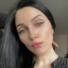 Freelancer Veronika S. — Ukraine, Kyiv. Core skill — Photography, Content Management