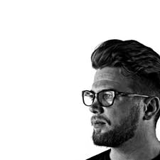 Freelancer Vadim P. — Ukraina. Specjalizacja — Praca z klientami, Menedżer treści
