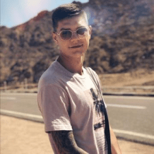 Freelancer Vadym P. — Ukraina, Kijów. Specjalizacja — Promocja w wyszukiwarkach (SEO), AI tekst