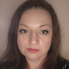 Freelancer Valentyna S. — Ukraina, Odessa. Specjalizacja — Tłumaczenie tekstów, AI tekst