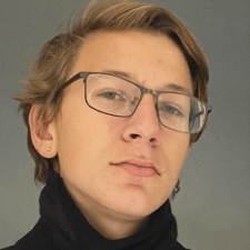 Freelancer Valentin M. — Ukraine, Korostyshev. Core skill — 3D Modeling, Speaker & Voice Services