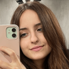 Freelancer Valeriya U. — Ukraina, Kramatorsk. Specjalizacja — Język angielski, Copywriting