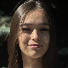 Freelancer Veronika K. — Ukraine, Kharkiv. Core skill — Interface Design (UI/UX)