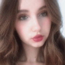 Freelancer Veronika H. — Polska, Lublin. Specjalizacja — Język angielski, Pisanie artykułów