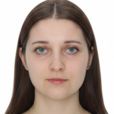 Фрилансер Veronika C. — Украина, Киев. Специализация — AI в дизайне, Дизайн визиток