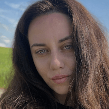 Freelancer Viktoriia L. — Ukraina, Charków. Specjalizacja — Identyfikacja wizualna, Projektowanie wizytówek