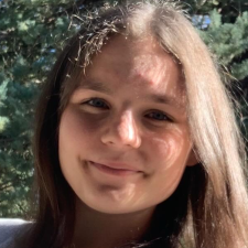 Freelancer Viktoriia U. — Ukraine, Vinnytsia. Core skill — Video Processing, Text Translation