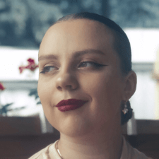 Freelancer Viktoriia B. — Ukraina. Specjalizacja — Identyfikacja wizualna, Loga