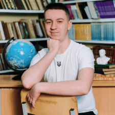 Фрилансер Віктор А. — Україна, Заболотів. Спеціалізація — Розробка ігор, Дизайн інтерфейсів (UI/UX)
