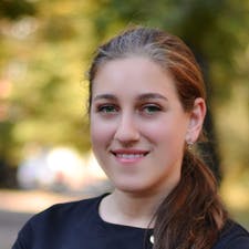 Freelancer Viktoriia B. — Cypr, Girne. Specjalizacja — Projektowanie stron internetowych, Projektowanie aplikacji mobilnych