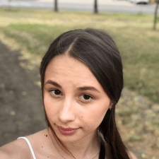 Фрилансер Вікторія С. — Украина, Николаев. Специализация — Оформление страниц в социальных сетях, Английский язык
