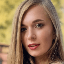 Freelancer Viktoriia K. — Ukraine, Ivano-Frankovsk. Specialization — Social media marketing, Social media page design