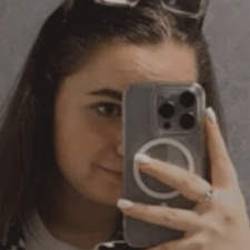 Freelancer Viktoriia P. — Ukraine, Odessa. Core skill — Presentations
