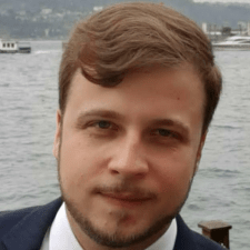 Zleceniodawca Viktor R. — Włochy, romskie.