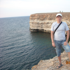 Freelancer Vladimir Z. — Ukraine, Kyiv. Core skill — HTML & CSS, Web Programming