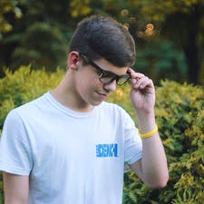 Freelancer Edward N. — Ukraine, Kyiv. Core skill — Web Programming, PHP