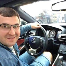 Заказчик Максим Д. — О.А.Э., Дубаи.