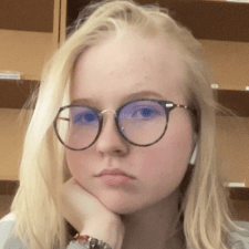 Фрилансер Євгенія К. — Украина, Киев. Специализация — Копирайтинг, Перевод текстов