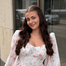 Freelancer Kamila K. — Ukraine, Kharkiv. Core skill — German, Text Translation