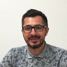 Фрилансер Максим Я. — Украина. Специализация — Дизайн сайтов