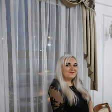 Фрилансер Яна Л. — Украина, Львов. Специализация — Перевод текстов, Редактура и корректура текстов