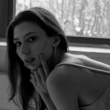 Freelancer Yana S. — Ukraina, Kijów. Specjalizacja — Projektowanie interfejsów użytkownika (UI/UX), Projektowanie stron w mediach społecznościowych