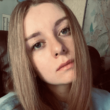 Freelancer Yana Y. — Ukraine, Kyiv. Core skill — Python, Vector Graphics