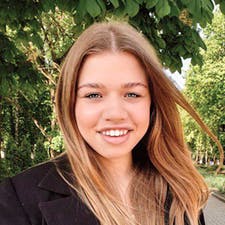 Freelancer Yaroslava T. — Ukraina, Chmielnicki. Specjalizacja — Copywriting, Obróbka zdjęć
