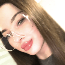 Freelancer Martina Y. — Ukraine, Chernovtsy. Core skill — Interface Design (UI/UX), Web Design