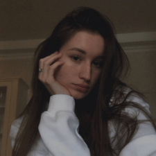 Freelancer Yevhenia P. — Ukraina, Kijów. Specjalizacja — Projektowanie aplikacji mobilnych, Projektowanie stron internetowych