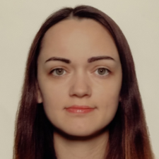 Freelancer Yuliia S. — Ukraine, Kyiv. Core skill — HTML & CSS, Web Programming